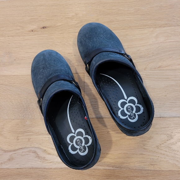 b.o.c Peggy Leather Upper Clogs - Picture 4 of 6